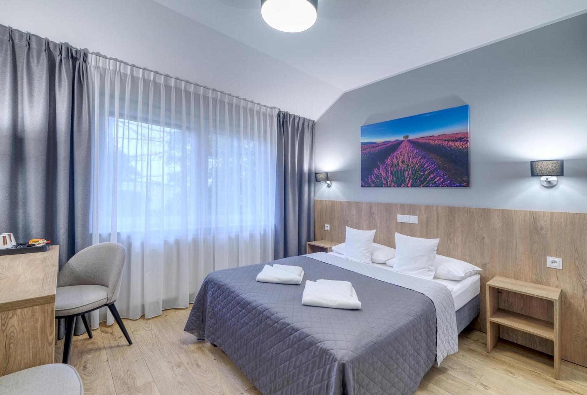 Lawendowy Dwor Bed & Breakfast Pszczolki Luaran gambar