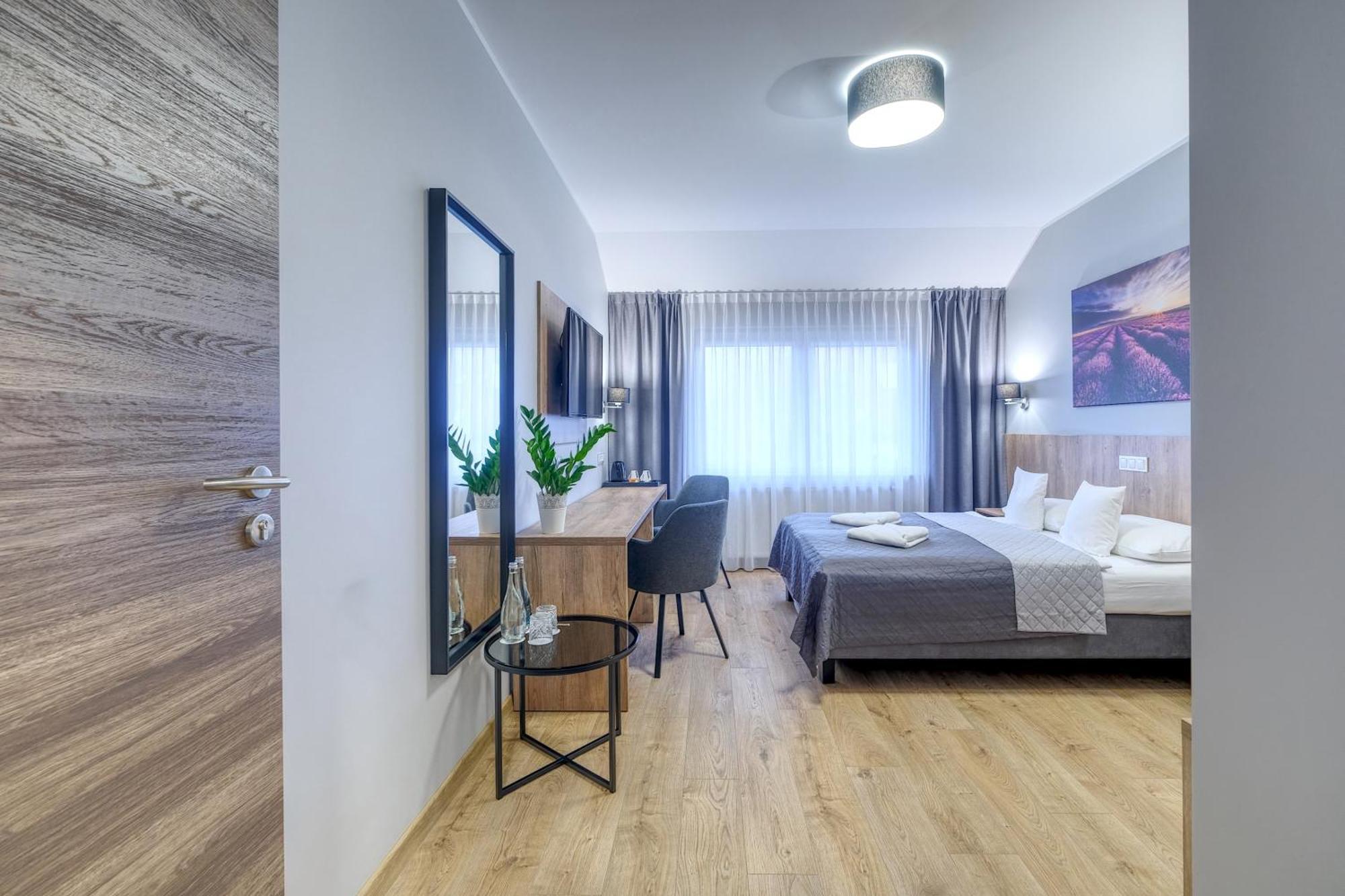 Lawendowy Dwor Bed & Breakfast Pszczolki Luaran gambar